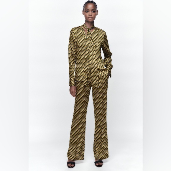Zara Pants - Zara Multicolored Geometric Top & Flared Pants